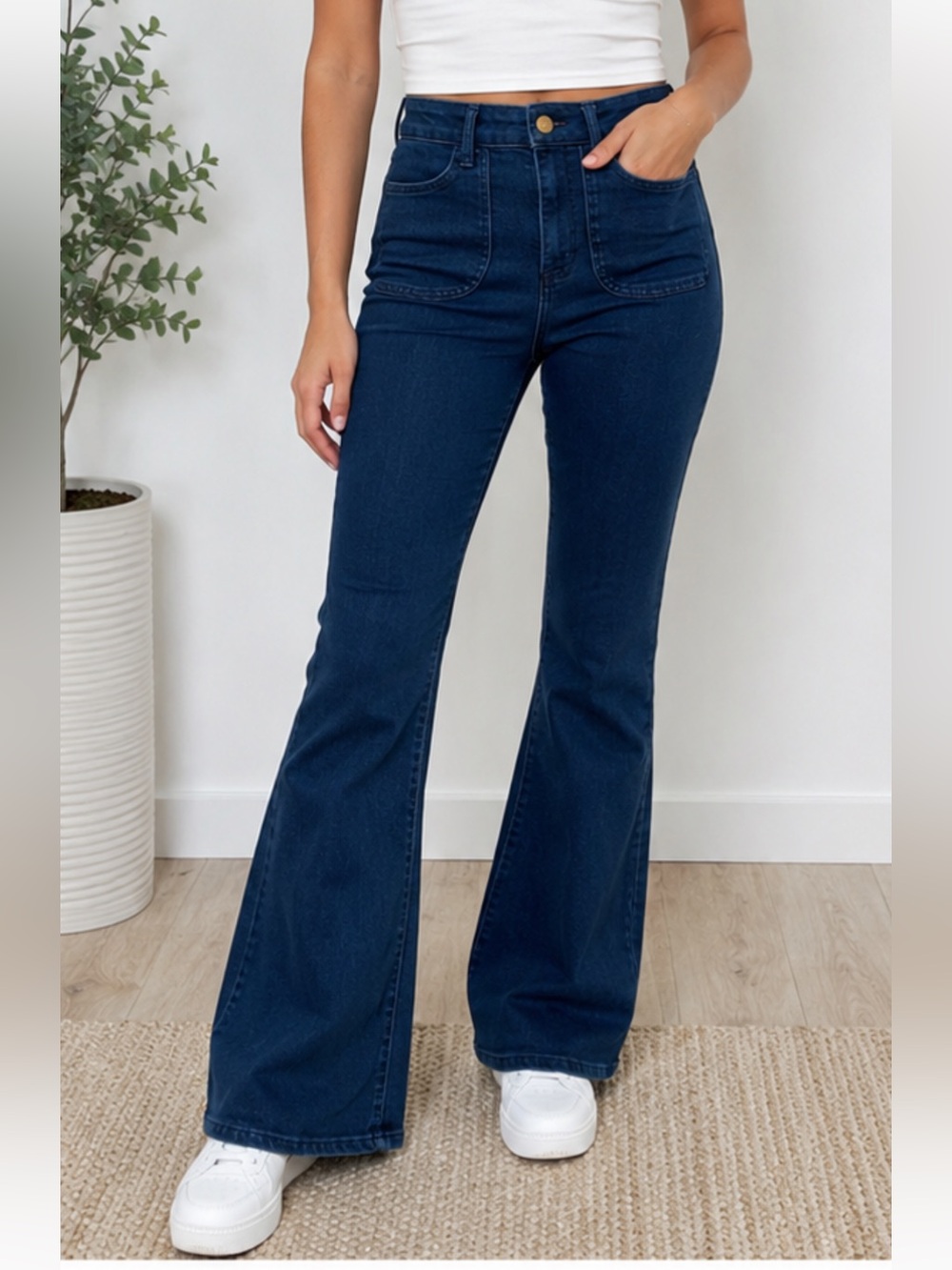 Anthropologie Pilcro The Icon Low-Rise Flare Jeans - Size 25